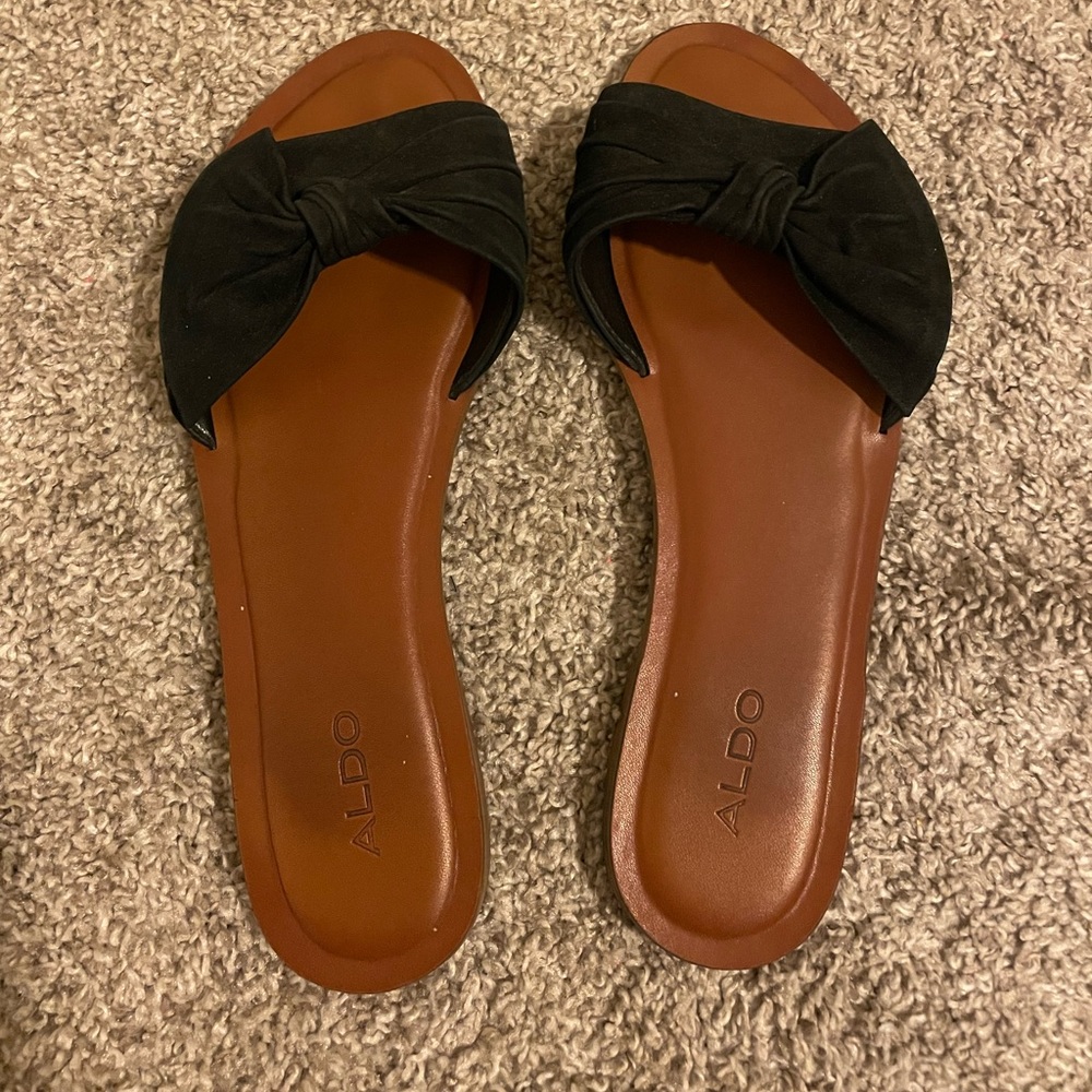 Black aldo sandals size 7